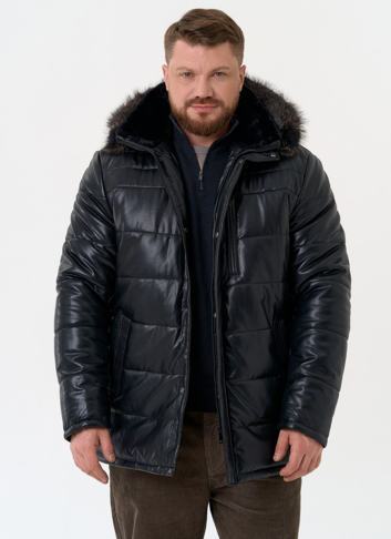 Пуховик из эко кожи с капюшоном из меха енота