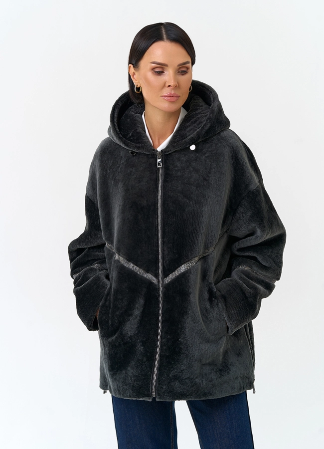 Женская натуральная дубленка с капюшоном модель № 34132 меха малина фото