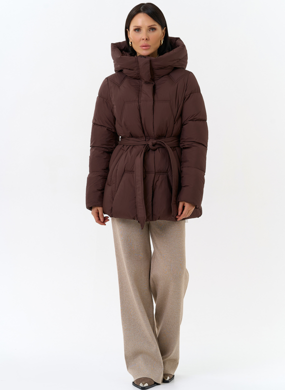 Женский пуховик с поясом