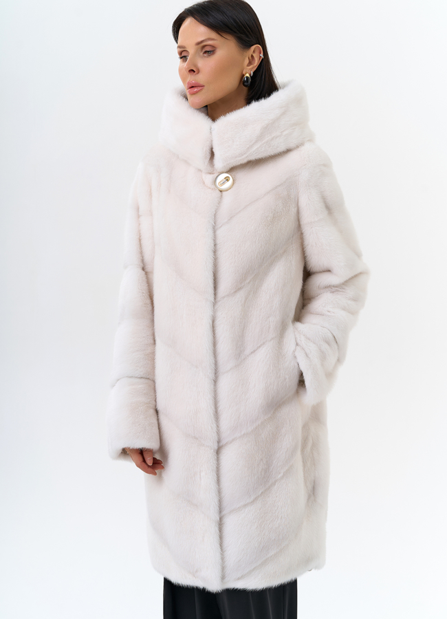 Светлая норковая шуба с капюшоном модель № 24736 в рассрочку