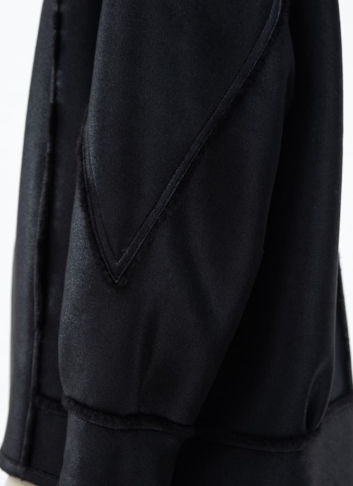 Женская дубленка из эко кожи с капюшоном