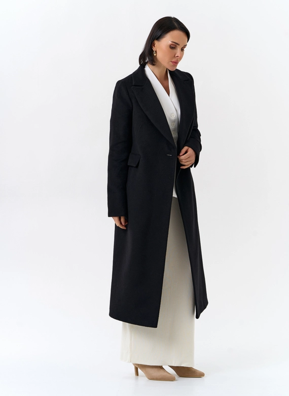 Женское пальто с поясом