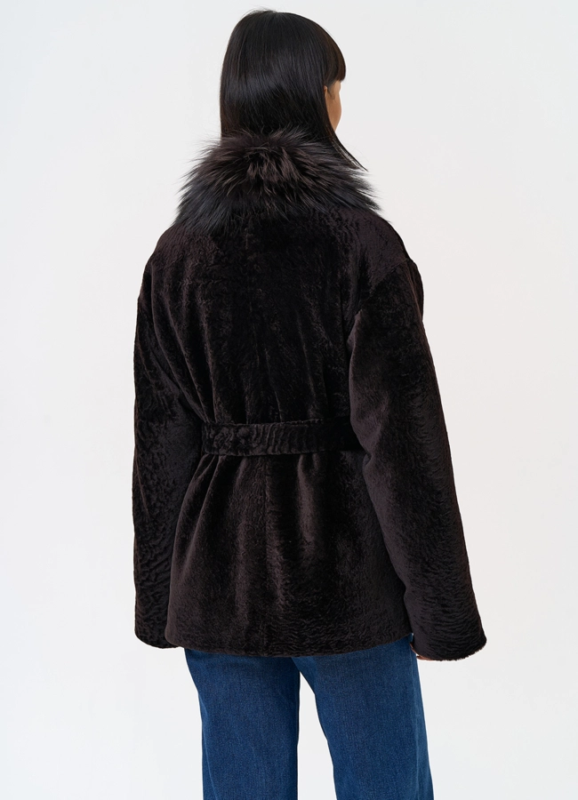 Дубленка натуральная с воротником из меха лисы модель № 31624 универмаг малина