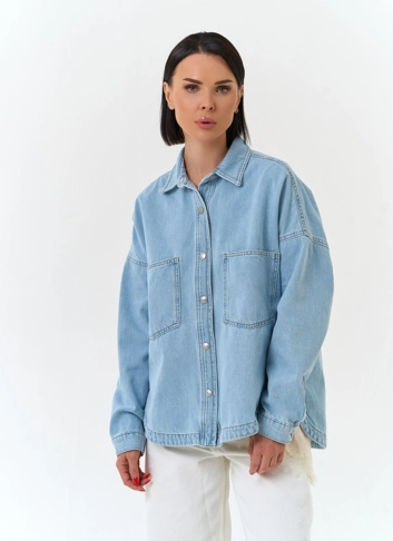 Женская джинсовая куртка рубашка