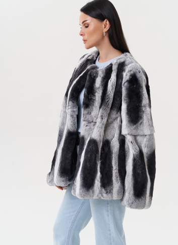 Женская шуба из меха кролика