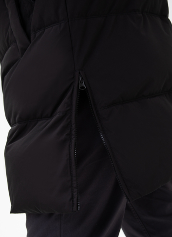 Мужской пуховик с капюшоном 