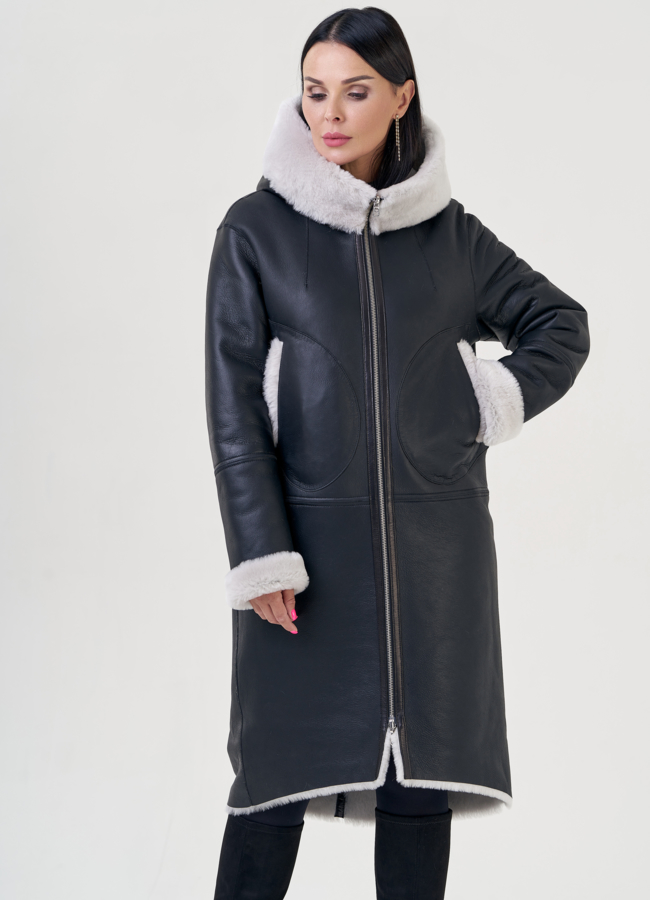 Двухсторонняя женская дубленка с капюшоном модель № 23192 в кредит