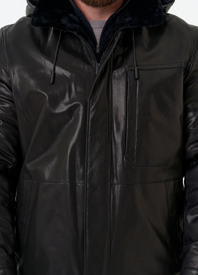 Мужская дубленка черного цвета с капюшоном модель № 31776 универмаг малина